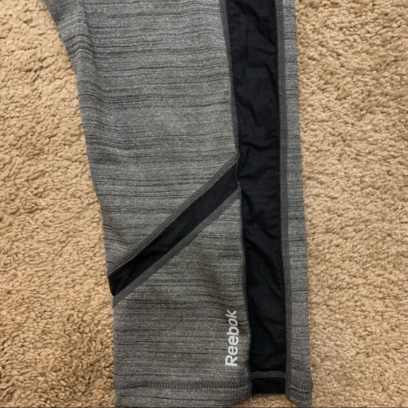 Cropped Reebok Athletic Pants - Picture 2 of 3